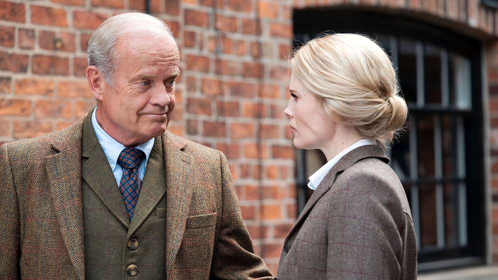 Kelsey Grammer y Nathalie Cox en Miss Willoughby y La Librería Embrujada