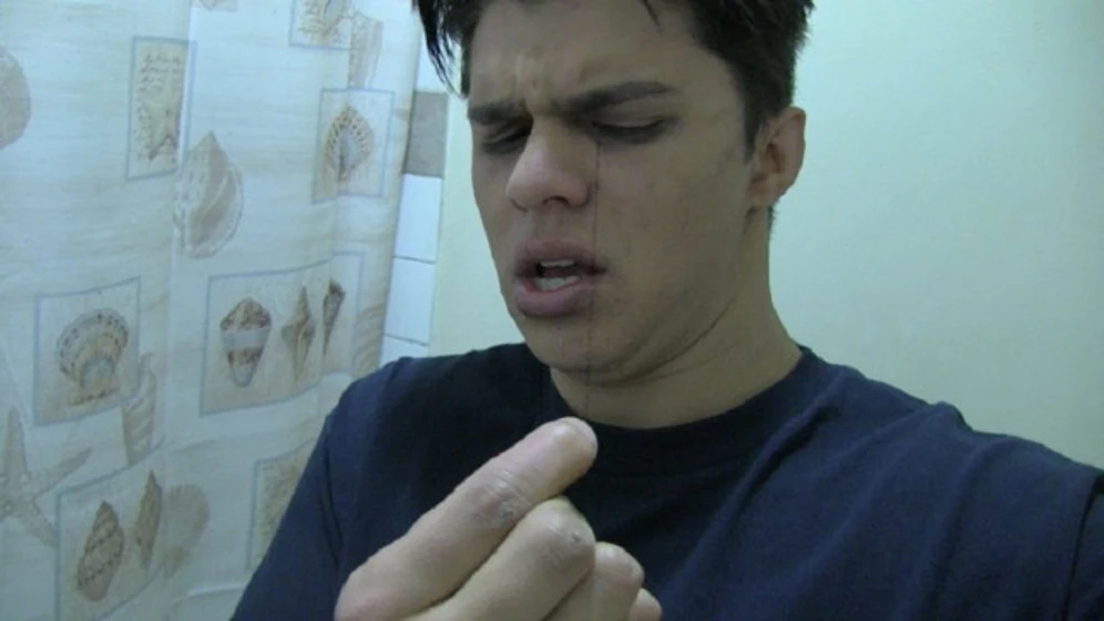 Andrew Jacobs en paranormal-activity-los-senalados