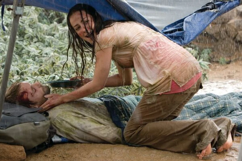 Jena Malone y Shawn Ashmore en las-ruinas