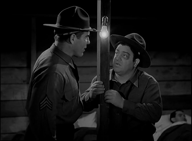 Nat Pendleton y Lou Costello en reclutas-1941