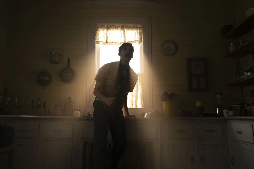 Ruairi O'Connor en expediente-warren-obligado-por-el-demonio