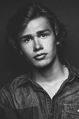 picture of actor Miles Strommen