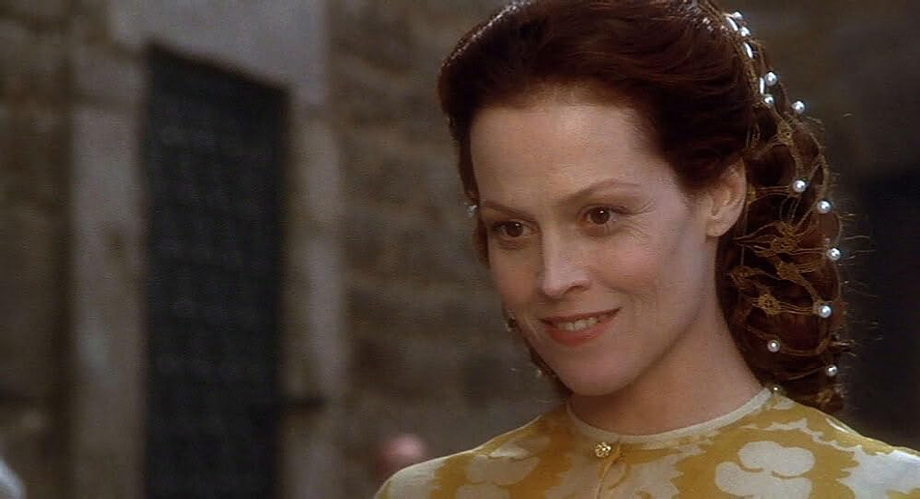 Sigourney Weaver en Blancanieves, Un Cuento de Terror (La Verdadera Historia)