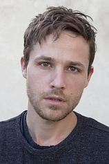 picture of actor Shawn Pyfrom