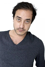 picture of actor Andrés Almeida