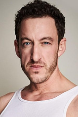 picture of actor Oliver Powell