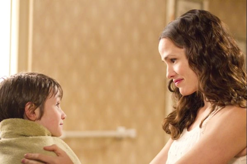 Jennifer Garner y Cameron 'CJ' Adams en la-extrana-vida-de-timothy-green