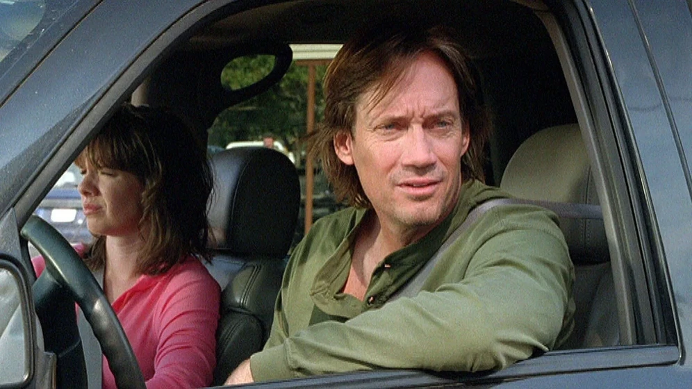 Kevin Sorbo en amenaza-subterranea