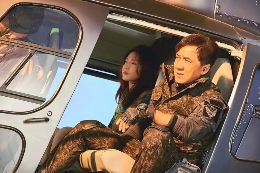 Jackie Chan y Ma Xinrui en Hidden Strike