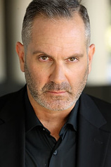 picture of actor Aaron Cohen