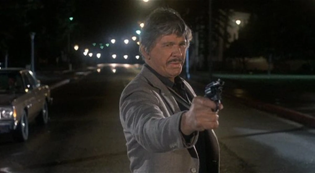 Charles Bronson en al-filo-de-la-medianoche