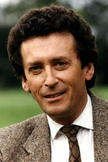 picture of actor Robert Powell