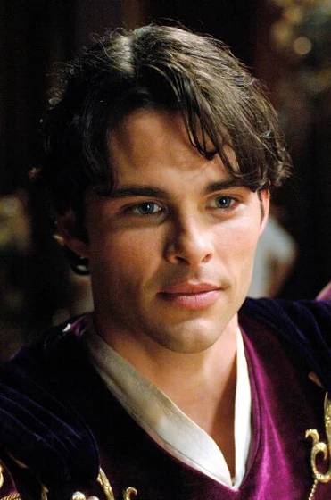 James Marsden en encantada-la-historia-de-giselle