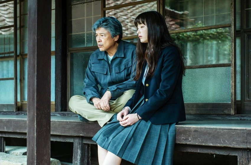 Tomokazu Miura y Serena Motola en el-telefono-del-viento
