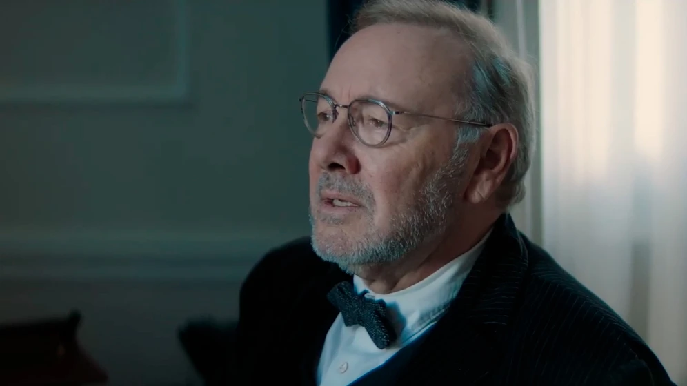 Kevin Spacey en el-contrato-un-pacto-con-el-diablo