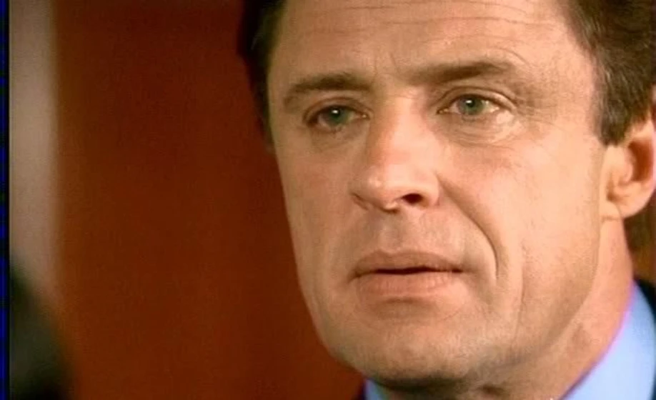 Joe Penny en Jane Doe: Visto y no Visto