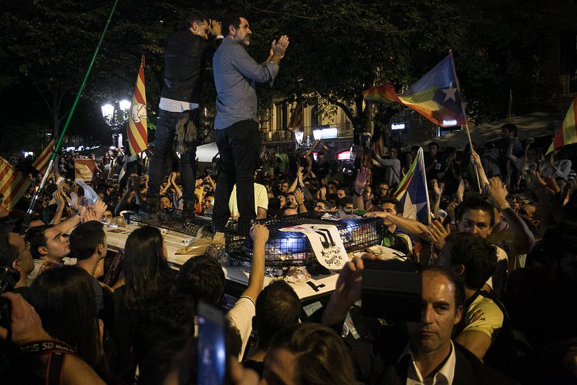 Imagen de Dos Cataluñas