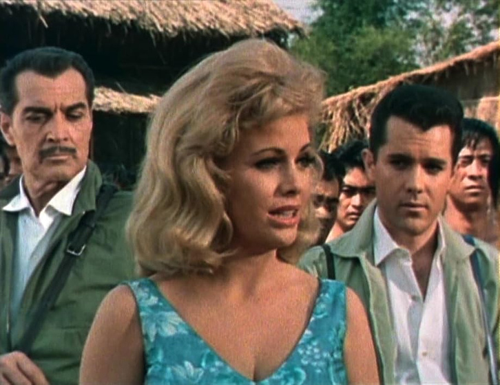 Kent Taylor, John Ashley y Beverly Powers en Las Novias del Monstruo