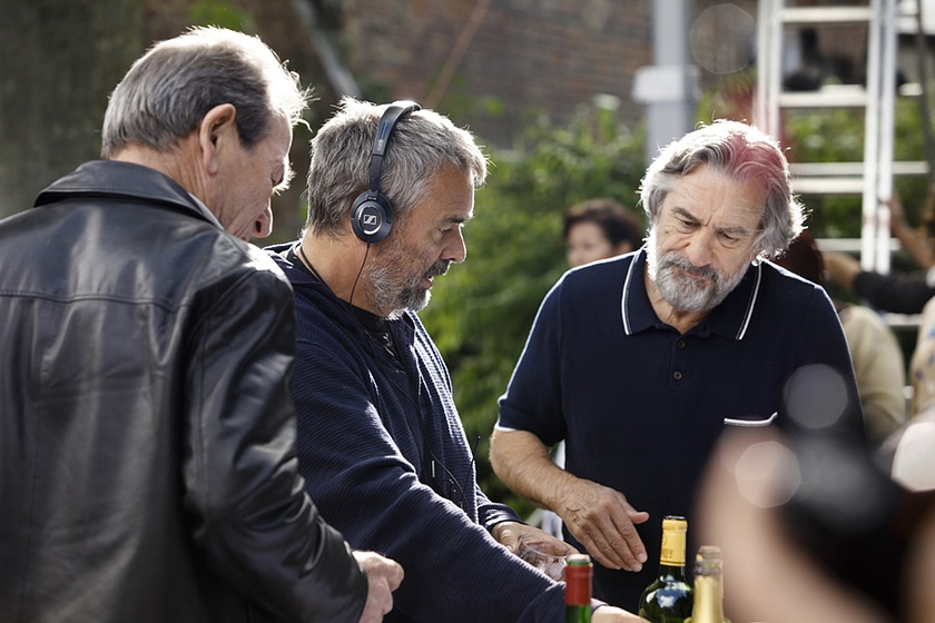 Robert De Niro, Luc Besson y Tommy Lee Jones en Malavita