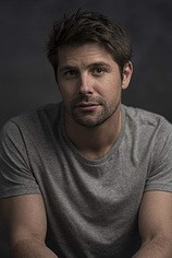 picture of actor Ryan Johnson