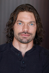 picture of actor Seth Gandrud