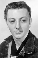 photo of person James Mitchum