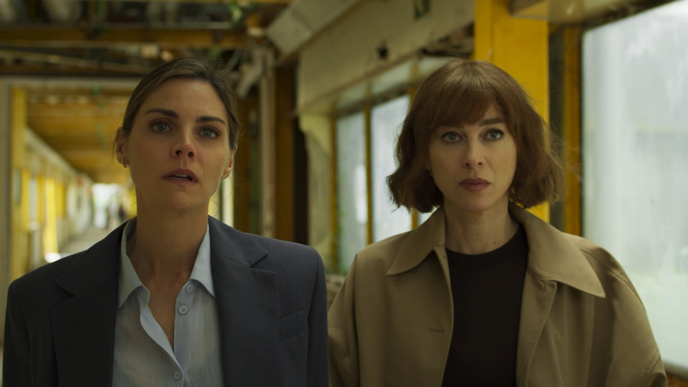 Marta Hazas y Amaia Salamanca en hechos-probados