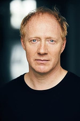 picture of actor Simon Schwarz