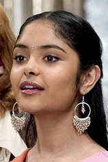 photo of person Afshan Azad