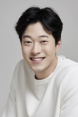 picture of actor Lee Si-hoon