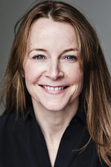 photo of person Kirsty Dillon