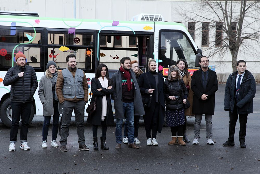 Sabrina Ouazani, Gilles Lellouche y Malik Bentalha en Bienvenidos al Barrio