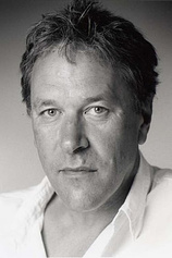 picture of actor Tim Bentinck