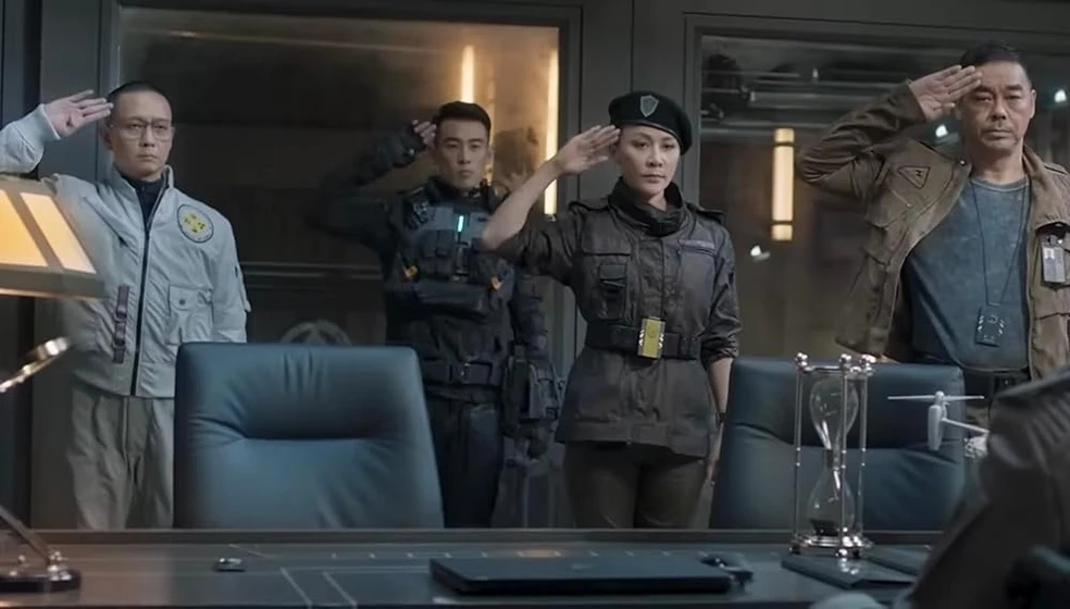 Carina Lau, Ching-Wan Lau y Kwan-Ho Tse en la-guerra-del-futuro