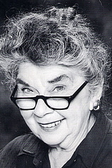 picture of actor Helen Slayton-Hughes