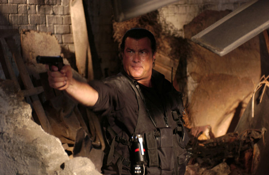 Steven Seagal en Mercenario de la justicia