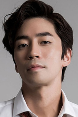 picture of actor Shin Sung-Rok