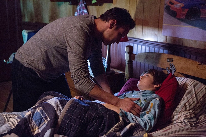 Patrick Wilson [I] y Ty Simpkins en Insidious: Capítulo 2