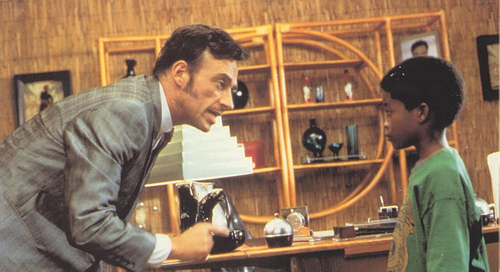 Ray Sharkey y Norman D. Golden II en un-policia-y-pico