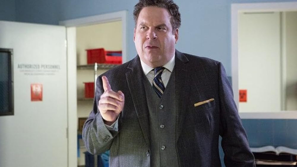 Jeff Garlin en handsome-una-pelicula-de-misterio-de-netflix