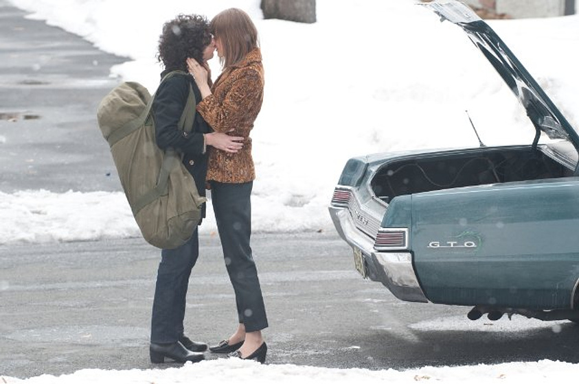 John Magaro y Bella Heathcote en Not Fade Away