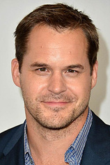 photo of person Kyle Bornheimer