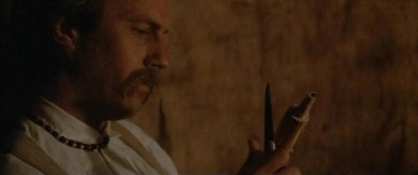 Kevin Costner en bailando-con-lobos