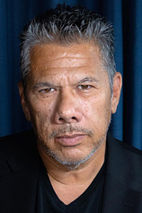 picture of actor John Salanoa