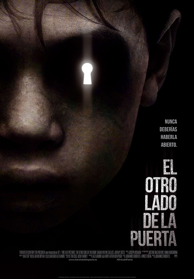 still of movie El otro Lado de la puerta
