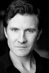 picture of actor Jo Stone-Fewings