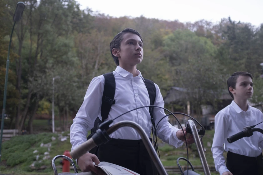 Imagen de strangers-capitulo-1