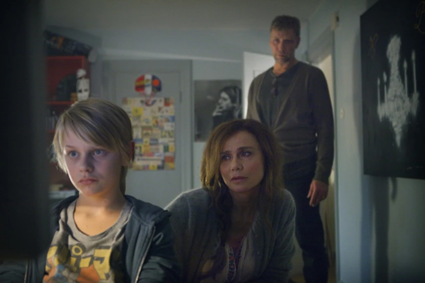 Lena Olin y Mikael Persbrandt en el-hipnotista