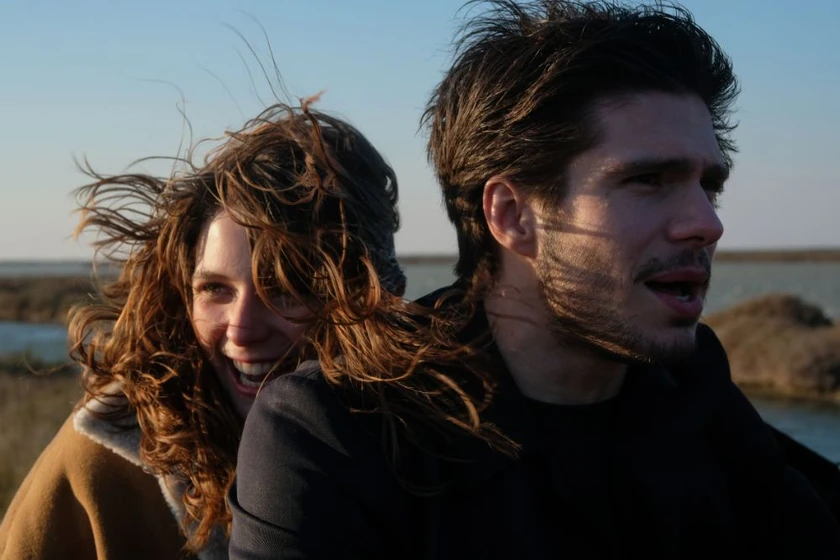 François Civil y Joséphine Japy en amor-a-segunda-vista