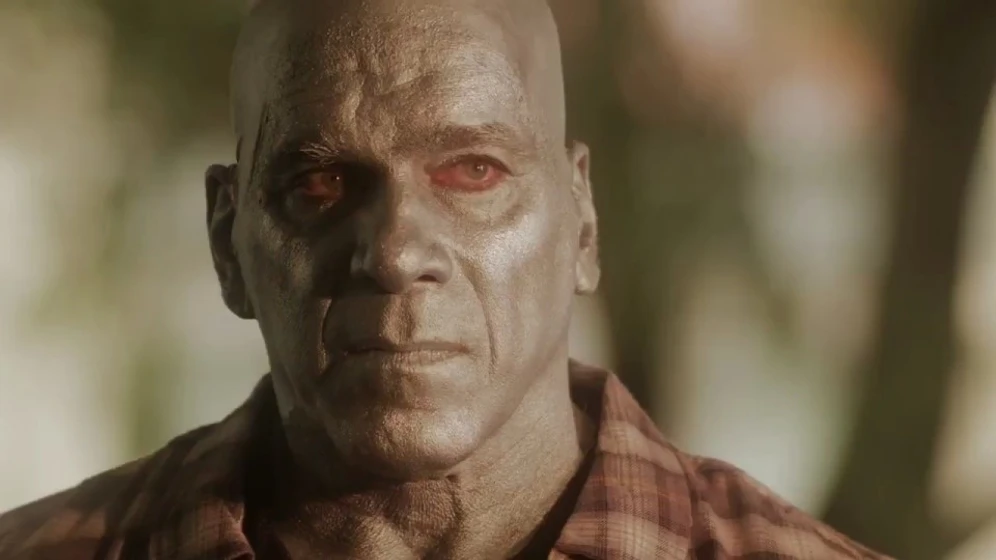 Lou Ferrigno en las-vengadoras-de-grimm